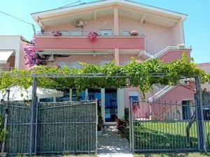 Sobe Kost - 东吉托伊