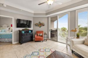 2402 Seacrest- Stunning Ocean View! with 2 Private Balcony, Easy Access to Beach, Pool, Fitness Center & Tennis Court