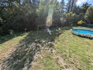 Maisons de vacances Maison 3 chambres, exterieur avec piscine : photos des chambres