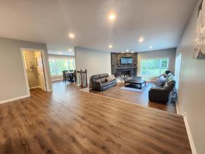 Luxury Willowbrook Getaway