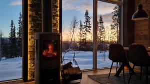 Fjellyx i funäs med relax&bastu, badtunna, 13 bädd