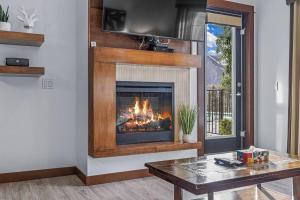 S105 Canmore Stay- Hot tub, gym, parking Mtn Retreat