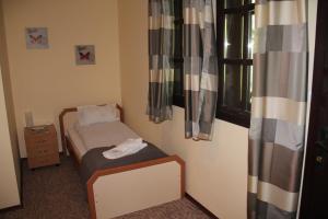 Single Room room in Guest Houses Kedar