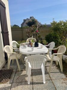 Maisons de vacances Maison de Vacances a Guisseny - Ideal pour Familles et Amis : photos des chambres