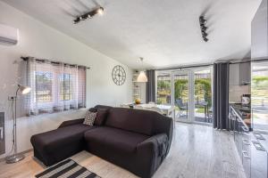 Family Friendly House Kacana - Happy Rentals