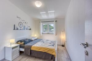 Family Friendly House Kacana - Happy Rentals