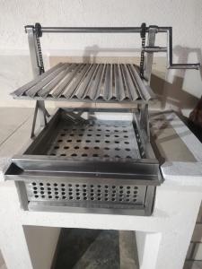 Cerca de Salones de Fiesta, con Alberca, AC e Internet