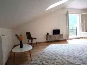 Grand appartement neuf au calme