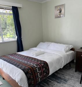 Diggz - Private Townhouse, Garden Views near Junction Mall