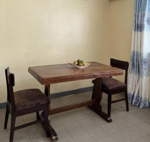 Diggz - Private Townhouse, Garden Views near Junction Mall