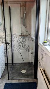 Rolig häst, Kaneeling Stugby AB