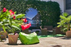 Bella Villa Apartments - 4hvězdičkové hotely ve městě Riva del Garda