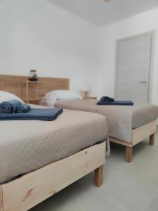 Twin Room with Shared Bathroom