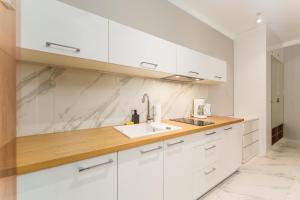 Apartament Baltic Park IVB z Basenem Letnim by HolidaySun