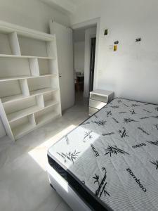 Quarto Casal suite privada em Apartamento Seguro