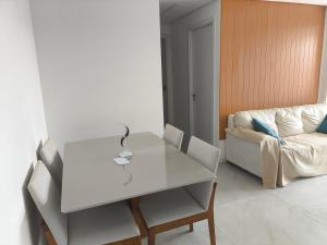 Quarto Casal suite privada em Apartamento Seguro