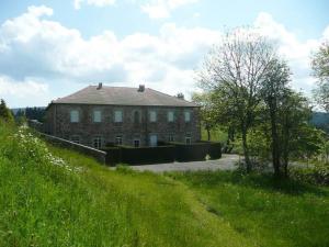 Maison de plain-pied rénovée en 2018 avec jardin privatif, calme, nature et activités à Saint-Julien - FR-1-582-265