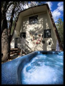 Welcome to The Sugar Shack - a couples retreat!