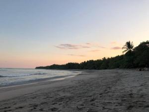 Finca Makai, rodeado de naturaleza, 10min a Montezuma