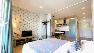 The Cliffs A Ribeira - Llas