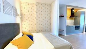 The Cliffs A Ribeira - Areoura