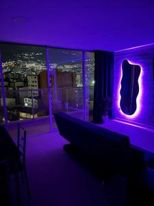 Mirador del Laureles, AC, Piscina, Parqueadero 701