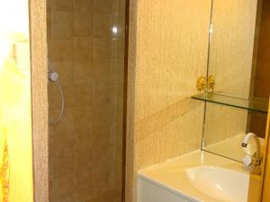 Grand studio duplex lumineux - 6 pers - centre Les Gets - parking privé - à 400 m des pistes - FR-1-802-37