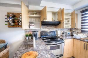 Magnificent 3BD Apartment,9 min to subway
