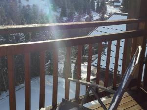 Chalet familial aux Gets, 8 pers, 150m des pistes, 4 chambres, 4 SDB, terrasse sud, proche lac - FR-1-802-71