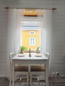 Wanha Fröökynä Huoneisto Wanhassa Raahessa