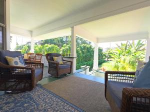 Hilo Bay Oceanfront Bed and Breakfast