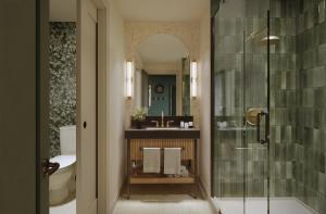 Hotel Brookmere & Arbor Spa