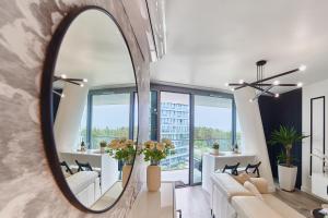 Wave - Black Swan - Studio Apartment