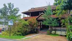 Ambadi's Villa - Pallipuram