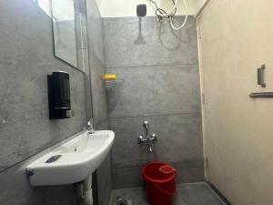 Compact 1Bhk in Haralur Near HSR Ground floor 002