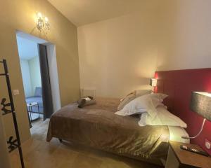 Hotels Logis Hotel Restaurant Le Domaine de la Regaliere : photos des chambres