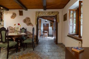 Mirabilia Mountain Villa with a sea view