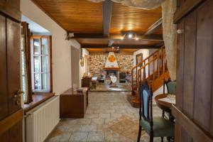 Mirabilia Mountain Villa with a sea view