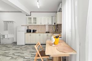 Azure Bliss Terrace Apartaments