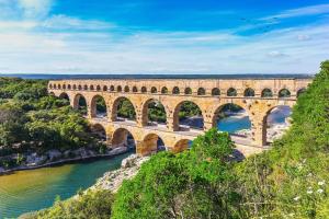 Maisons de vacances Grande maison en pierre au coeur du village provencal du XIe siecle 10 personnes : photos des chambres