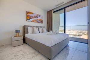 Mercury Tower Apartments by Buena Vista