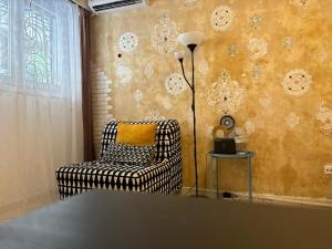 Artistic Flat Next to Historical center of Athens