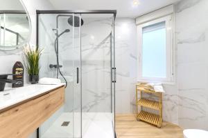 Apartamento familiar a estrenar en Barakaldo Parking gratis y Wifi gratis