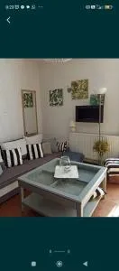 Kawalerka pod jabłonią - أوسوفا