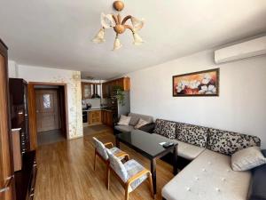 Apartament first line