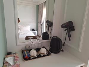 V.I.P BOUTIQUE HOTEL