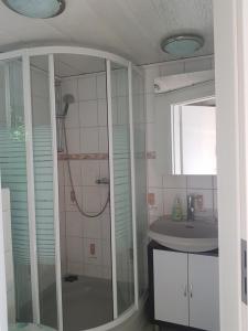 Waldbadhäusel Naturbad-Bungalow