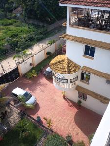 WISE HOTEL & apartment