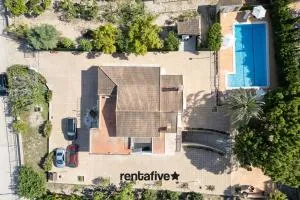 rentafive Chalet Piscina Privada - Daimés