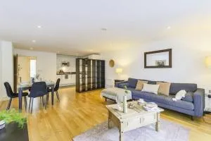 Luxurious 2-Bedroom Apartment - Highbury